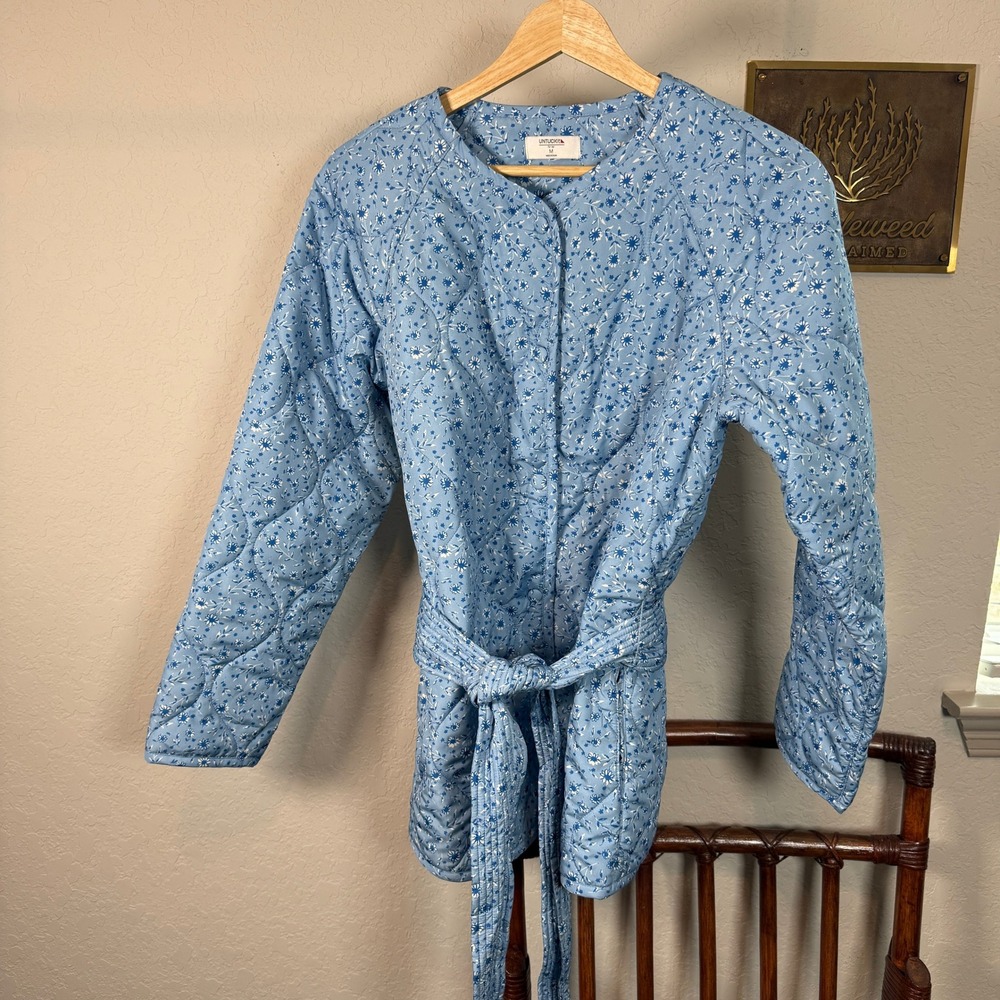 UNTUCKit For Her Womens Quilted Floral Belted Jacket Blue Medium Collarless - Picture 2 of 8